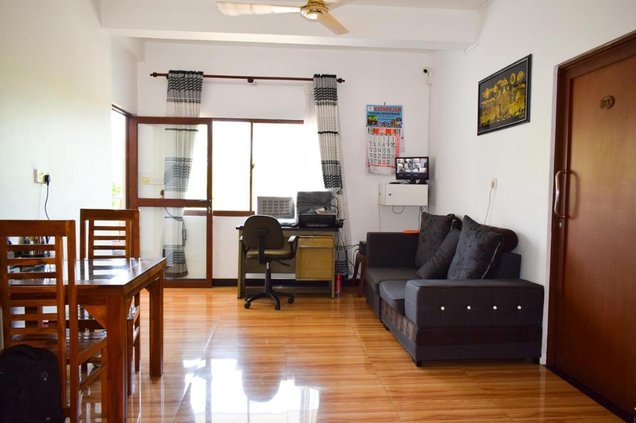 Holiday Villa Trincomalee Buitenkant foto