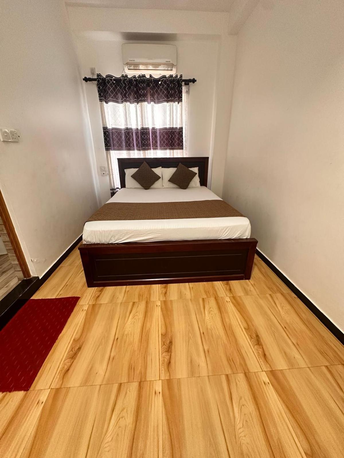 Holiday Villa Trincomalee Buitenkant foto
